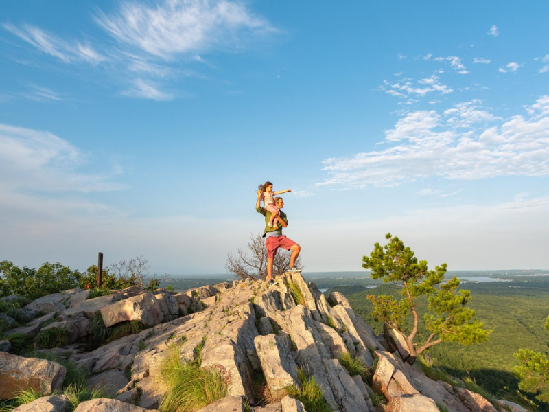Pinnacle Mountain overlook